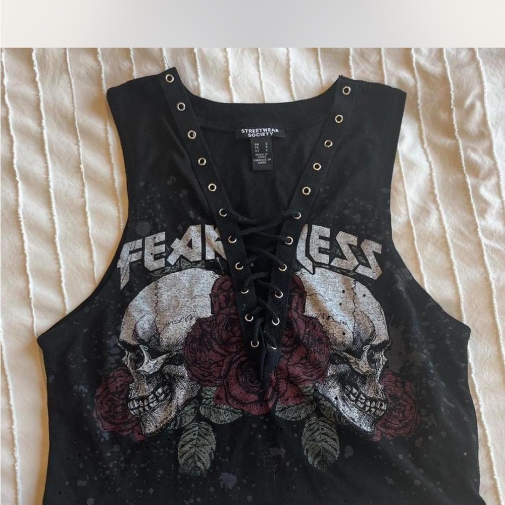 Streetwear Society Black Skull and Rose Muscle Tee